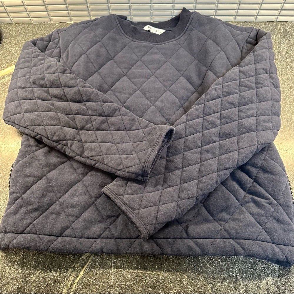 Athleta Retroplush Quilted Crewneck Sweatshirt in Navy size XS